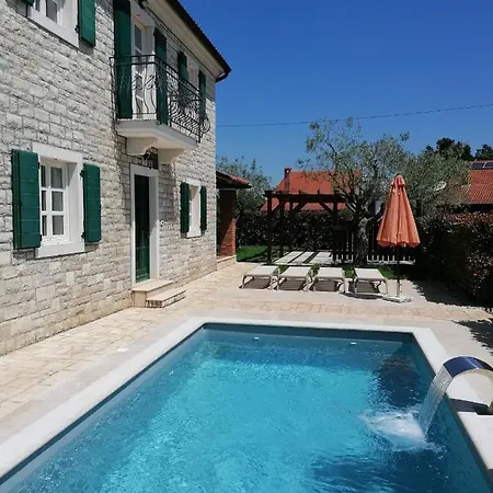 Villa Nika *